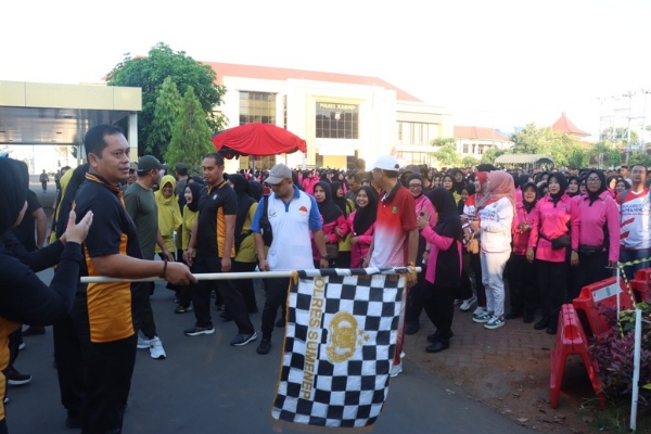 Polres Sumenep Gelar Olahraga Bersama Meriahkan Hari Bhayangkara&nbsp;ke-78
