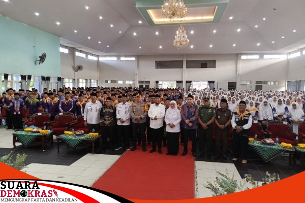 Pelepasan Simbolis Jamaah Haji Sumenep 2024 Digelar&nbsp;Meriah