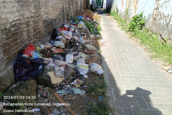 Peran DLH Dimana? Sampah Masih Berserakan Di Area Kota&nbsp;Sumenep