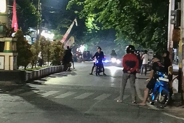 Jalan Raya Diponegoro Sumenep Jadi Tempat Trek-Trekan Anak&nbsp;Muda