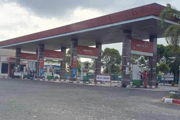 Kelangkaan BBM Solar Bersubsidi Diduga Dijual Pada&nbsp;Jerigen